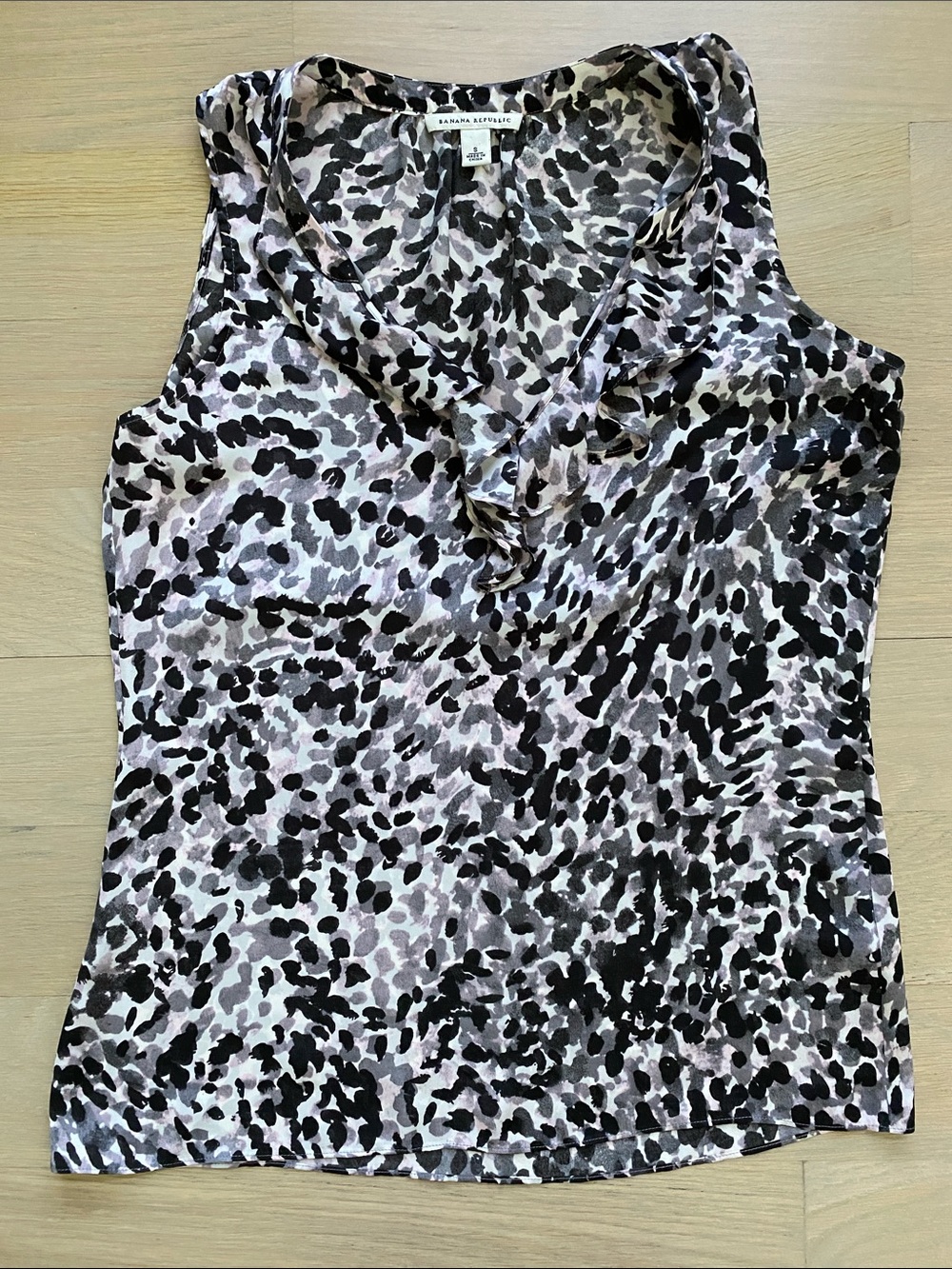 Banana Republic Pink and Black Ruffle V-Neck Sleeveless Top